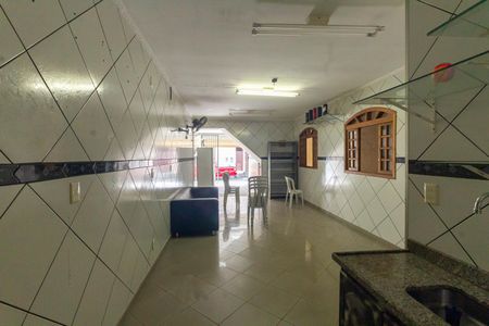 Casa à venda com 220m², 3 quartos e 2 vagas