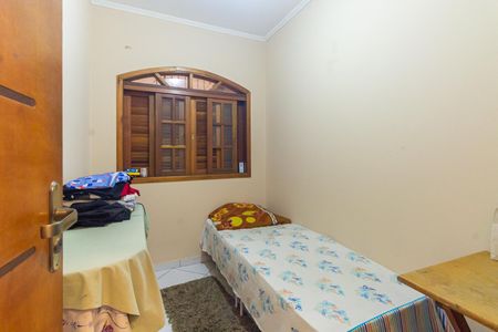 Casa à venda com 220m², 3 quartos e 2 vagas