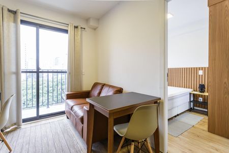 Apartamento à venda com 29m², 1 quarto e sem vaga Apartamento à venda com 29m², 1 quarto e sem vagaSala