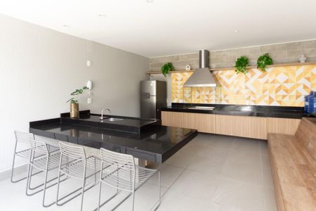 Apartamento à venda com 29m², 1 quarto e sem vaga Apartamento à venda com 29m², 1 quarto e sem vagaÁrea comum - Churrasqueira