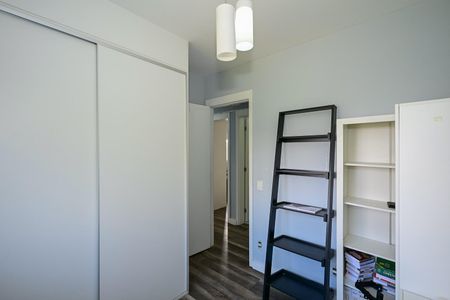 Apartamento à venda com 2147483650m², 4 quartos e 3 vagasQuarto 2