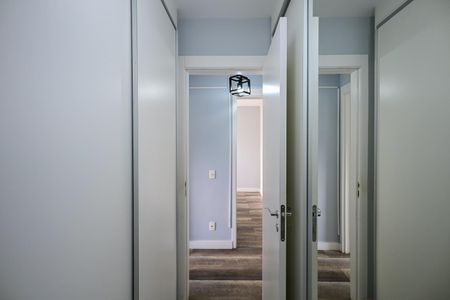 Apartamento à venda com 2147483650m², 4 quartos e 3 vagasArmário da Suíte  2