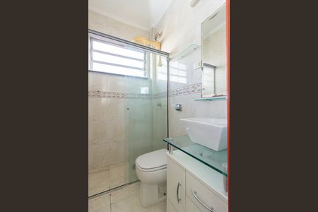 Casa à venda com 250m², 6 quartos e 3 vagas Casa à venda com 250m², 6 quartos e 3 vagasBanheiro Principal