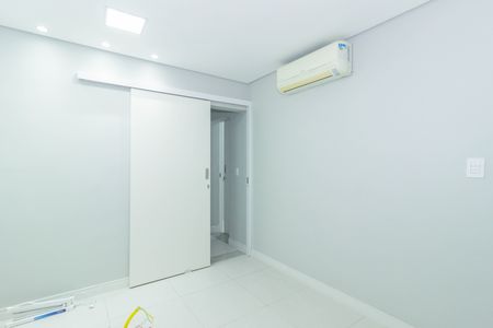 Casa à venda com 250m², 6 quartos e 3 vagas Casa à venda com 250m², 6 quartos e 3 vagasSala 3