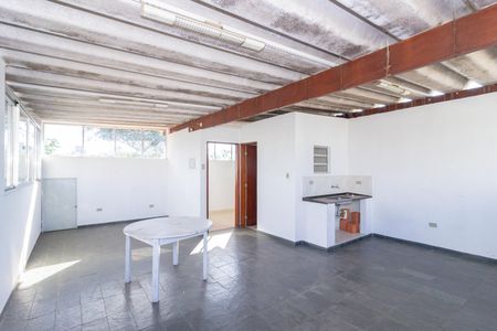 Casa à venda com 250m², 6 quartos e 3 vagas Casa à venda com 250m², 6 quartos e 3 vagasÁrea de Lazer