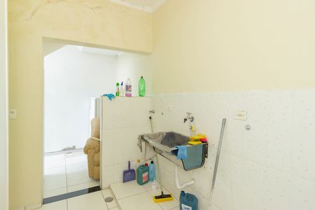 Casa à venda com 250m², 6 quartos e 3 vagas Casa à venda com 250m², 6 quartos e 3 vagasLavanderia