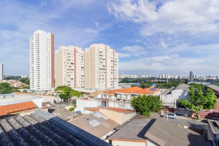Casa à venda com 250m², 6 quartos e 3 vagas Casa à venda com 250m², 6 quartos e 3 vagasVista Área de Lazer