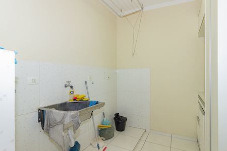 Casa à venda com 250m², 6 quartos e 3 vagas Casa à venda com 250m², 6 quartos e 3 vagasLavanderia