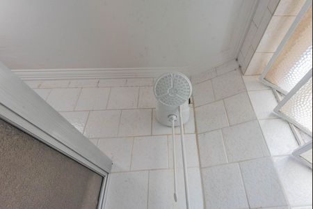 Apartamento para alugar com 55m², 2 quartos e 1 vaga Apartamento para alugar com 55m², 2 quartos e 1 vagaBanheiro