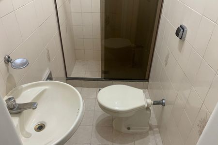 Apartamento para alugar com 110m², 3 quartos e 1 vaga Apartamento para alugar com 110m², 3 quartos e 1 vagaBanheiro da Suíte