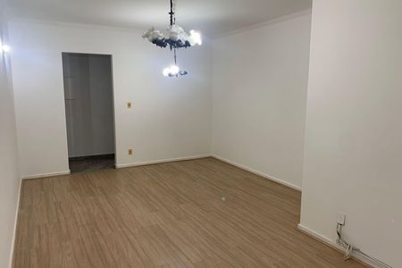 Apartamento para alugar com 110m², 3 quartos e 1 vaga Apartamento para alugar com 110m², 3 quartos e 1 vagaSala