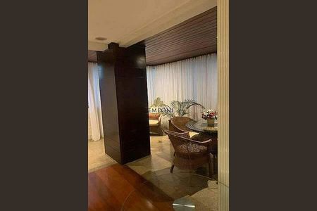 Apartamento à venda com 180m², 4 quartos e 2 vagas