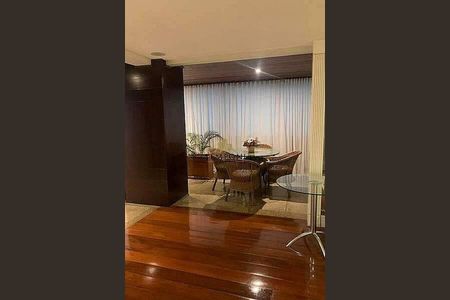Apartamento à venda com 180m², 4 quartos e 2 vagas