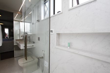 Apartamento à venda com 140m², 3 quartos e 1 vagaBanheiro da Suíte