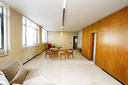 Sala de apartamento à venda com 3 quartos, 140m² em Santa Lúcia, Belo Horizonte