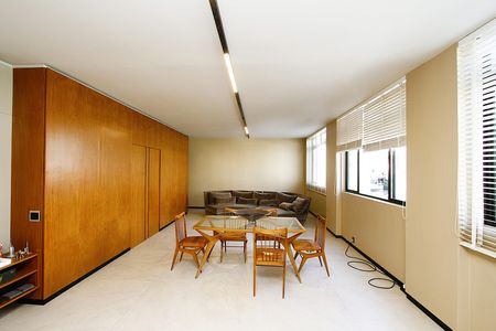 Apartamento à venda com 140m², 3 quartos e 1 vagaSala
