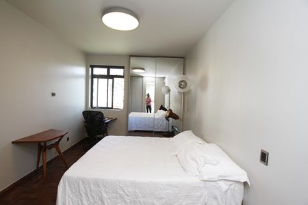 Apartamento à venda com 140m², 3 quartos e 1 vagaQuarto 2 - Suíte