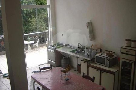 Casa à venda com 6 quartos, 270m² em Tremembé, São Paulo
