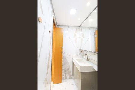 Apartamento para alugar com 69m², 2 quartos e 1 vaga