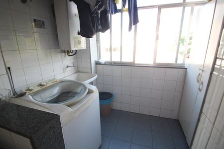 Apartamento para alugar com 98m², 3 quartos e 1 vagaÁrea de Serviço