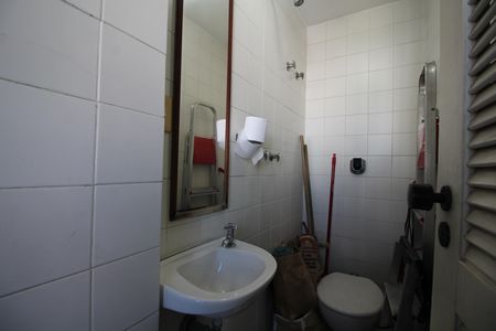 Apartamento para alugar com 98m², 3 quartos e 1 vagaBanheiro de Serviço