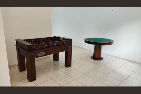 Apartamento para alugar com 48m², 2 quartos e 1 vaga Apartamento para alugar com 48m², 2 quartos e 1 vagaSala de Jogos