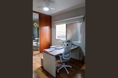 Casa à venda com 156m², 3 quartos e 4 vagas