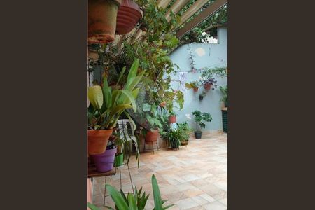 Casa à venda com 156m², 3 quartos e 4 vagas