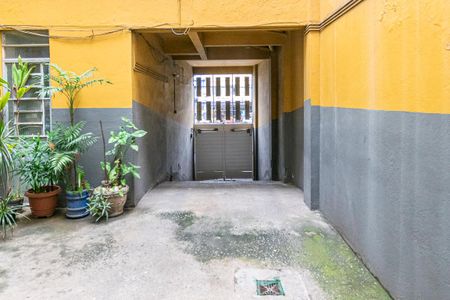Apartamento para alugar com 45m², 1 quarto e 1 vaga Apartamento para alugar com 45m², 1 quarto e 1 vagaÁrea comum - Portão da garagem