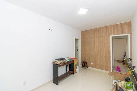 Sala de apartamento para alugar com 1 quarto, 45m² em Madureira, Rio de Janeiro