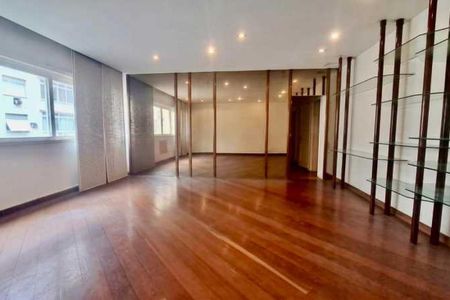 Apartamento à venda com 3 quartos, 152m² em Copacabana, Rio de Janeiro