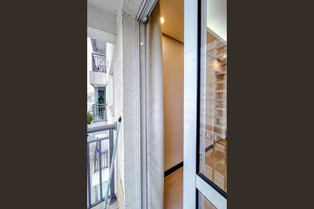 Apartamento para alugar com 38m², 2 quartos e sem vagaVaranda
