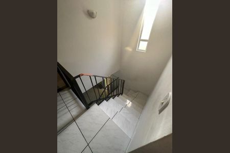 Casa à venda com 2 quartos, 154m² em Jardim Marisa, São Paulo