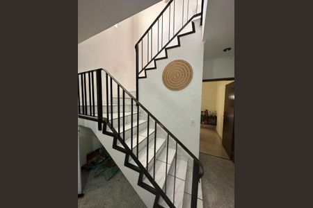 Casa à venda com 154m², 2 quartos e 2 vagas