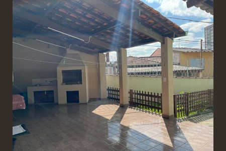 Casa à venda com 2 quartos, 348m² em Jardim Santo Elias, São Paulo