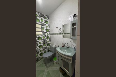Casa à venda com 128m², 3 quartos e 2 vagas Casa à venda com 128m², 3 quartos e 2 vagasLavabo