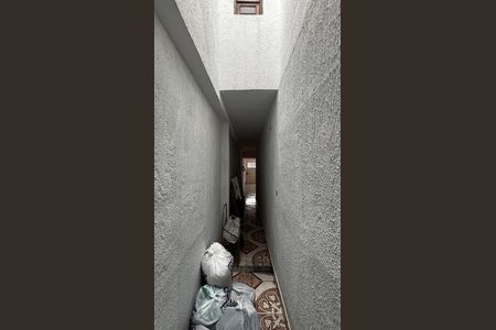 Casa à venda com 128m², 3 quartos e 2 vagas Casa à venda com 128m², 3 quartos e 2 vagasCorredor