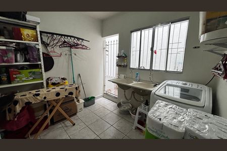 Casa à venda com 128m², 3 quartos e 2 vagas Casa à venda com 128m², 3 quartos e 2 vagasQuarto 3 - Area de Serviço