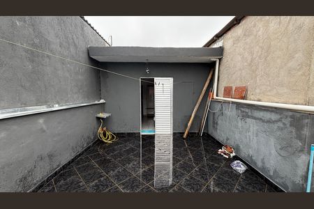 Casa à venda com 128m², 3 quartos e 2 vagas Casa à venda com 128m², 3 quartos e 2 vagasQuarto 1 Varanda
