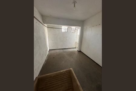 Casa à venda com 3 quartos, 250m² em São Domingos, São Paulo