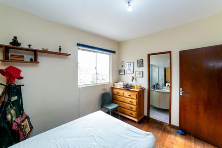 Apartamento à venda com 114m², 3 quartos e 1 vaga Apartamento à venda com 114m², 3 quartos e 1 vagaSuíte