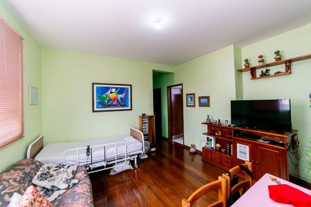 Sala de apartamento à venda com 3 quartos, 114m² em Santa Tereza, Belo Horizonte