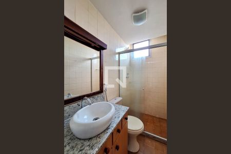 Apartamento à venda com 92m², 2 quartos e 1 vagaBanheiro 