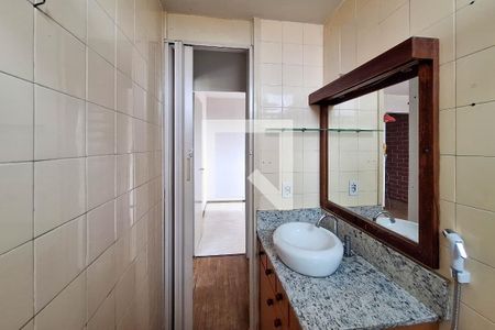Apartamento à venda com 92m², 2 quartos e 1 vagaBanheiro 