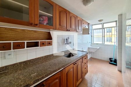 Apartamento à venda com 92m², 2 quartos e 1 vagaCozinha