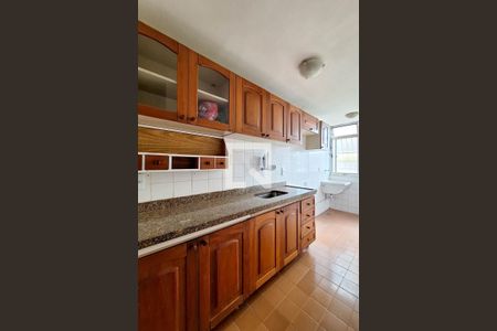 Apartamento à venda com 92m², 2 quartos e 1 vagaCozinha