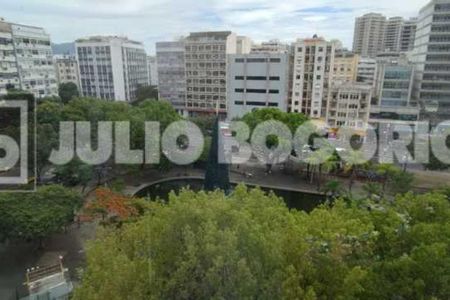 Apartamento à venda com 57m², 1 quarto e sem vaga