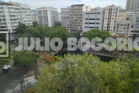 Apartamento à venda com 57m², 1 quarto e sem vaga