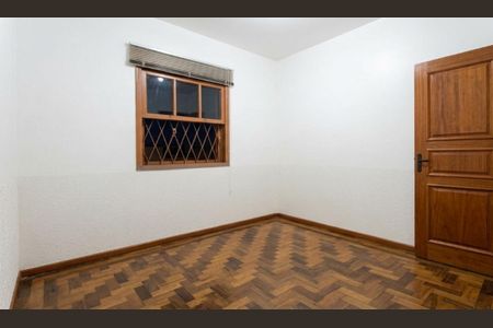 Quarto 3 de casa para alugar com 3 quartos, 80m² em Vila Parque Brasilia, Cachoeirinha
