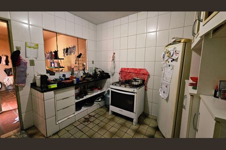 Casa à venda com 177m², 3 quartos e 2 vagas